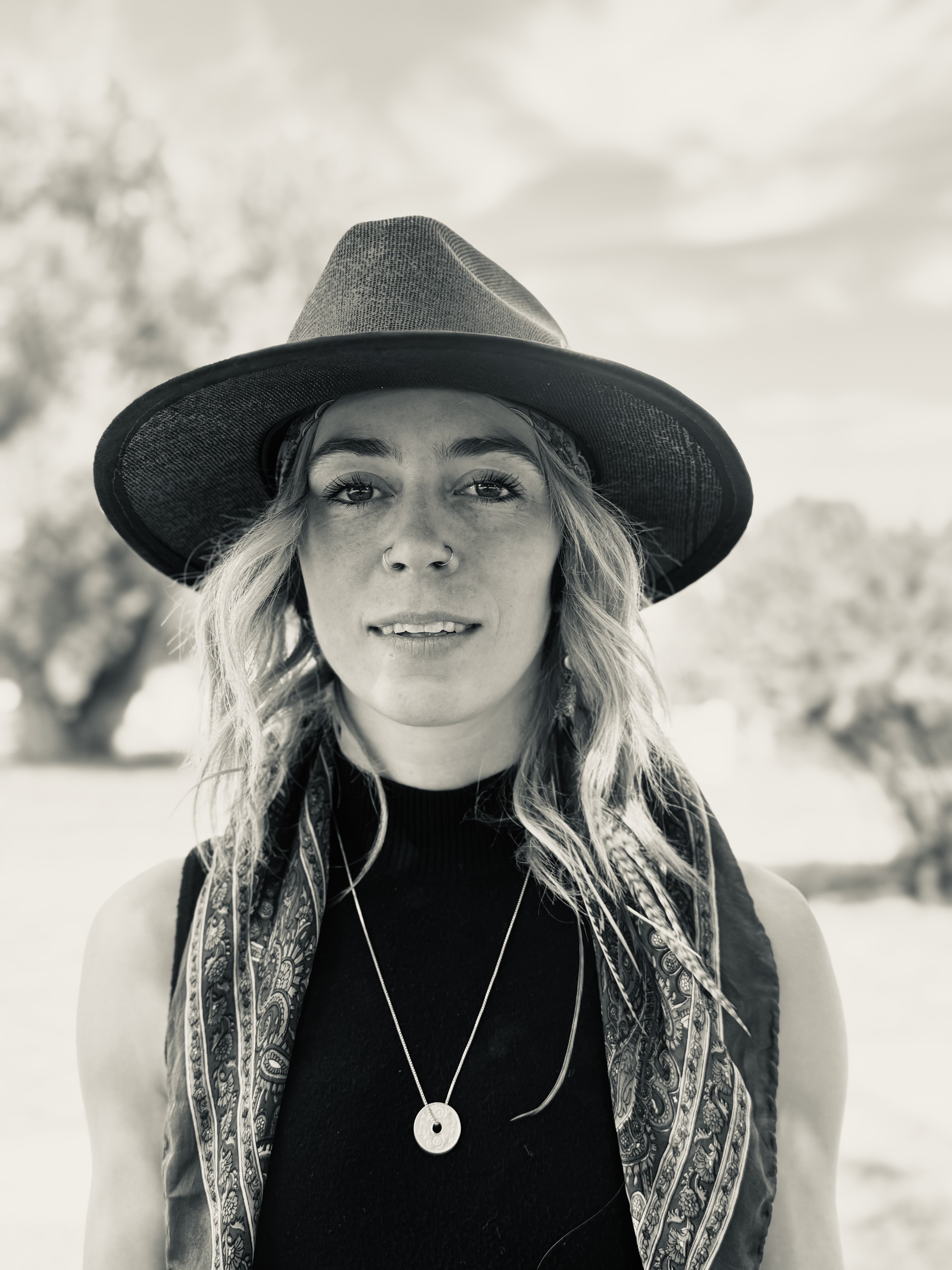 Marketing | Sales | Social Media Specialist | Adventure Guide